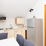 Den * Tribalj