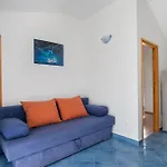 Den Tribalj
