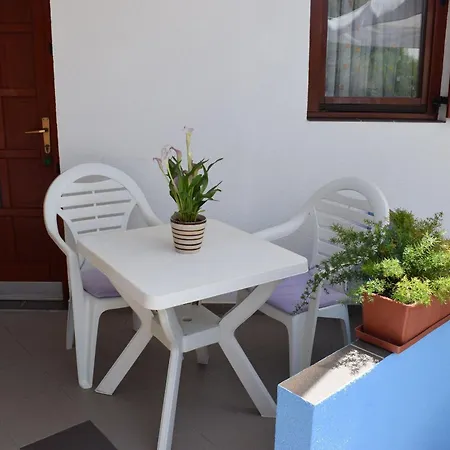 Den Apartamento