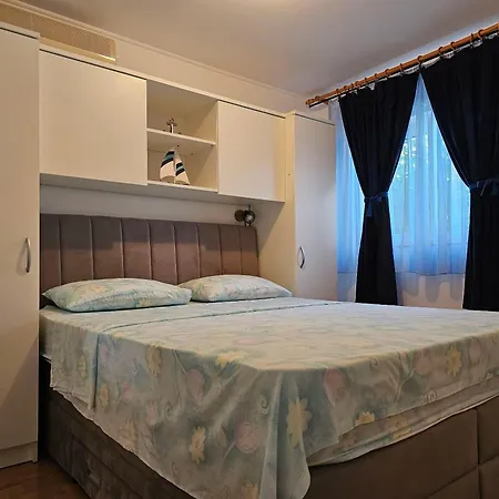 Apartman Den Tribalj