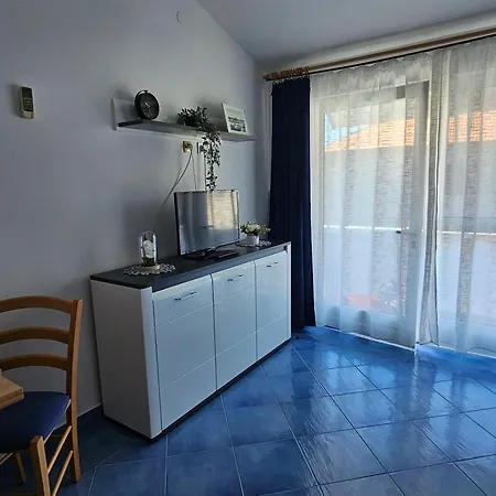 Apartamento Den Tribalj