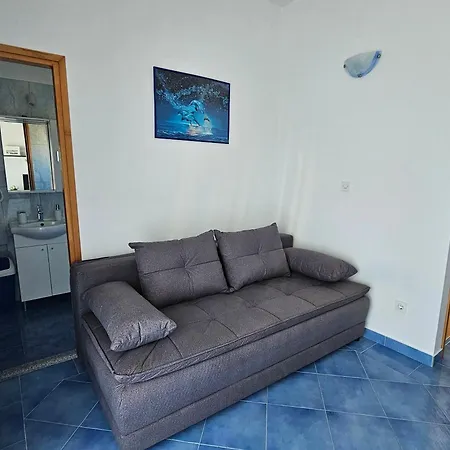 Den Apartamento Tribalj