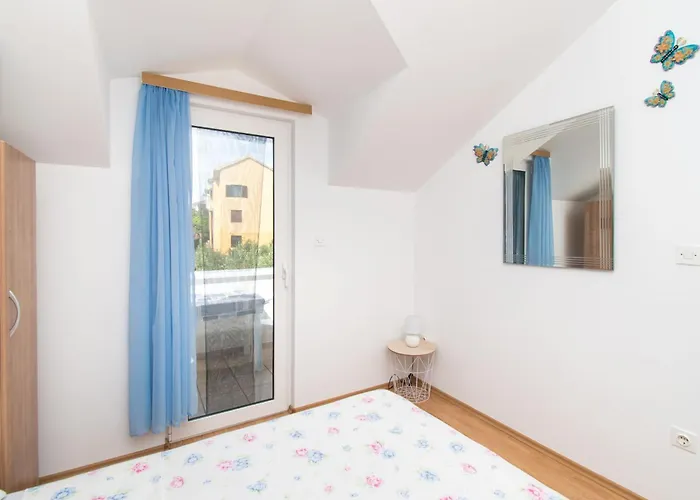 Apartamento Den Tribalj