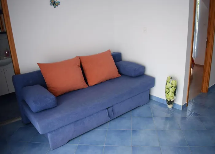 Den Apartamento Tribalj