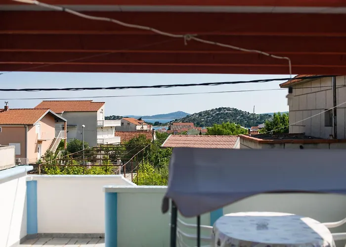 Den Apartamento Tribalj